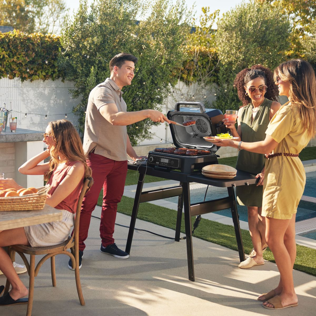 Ninja Woodfire Pro XL Electric BBQ Grill & Smoker Grey/Black OG850ME