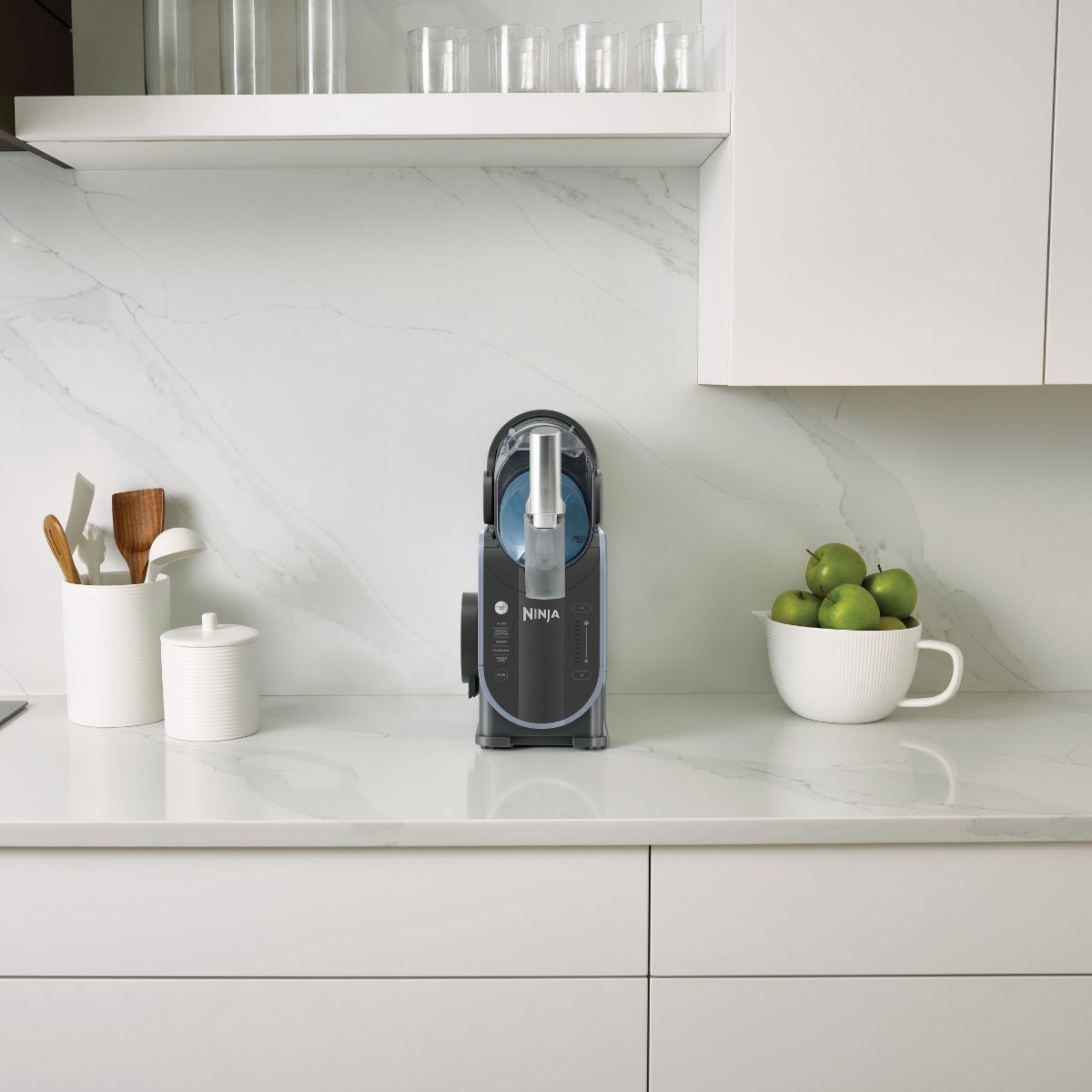 Ninja SLUSHi Professional Frozen Drink Maker FS301ME