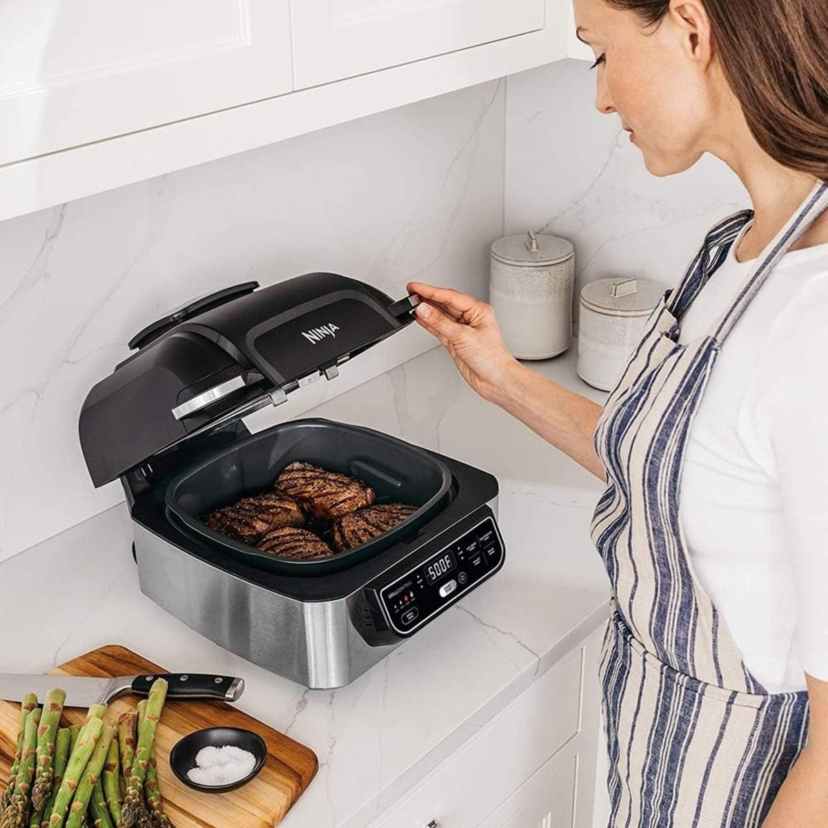 Ninja Foodi Health Grill & Air Fryer 5.7L Black/Steel AG301ME