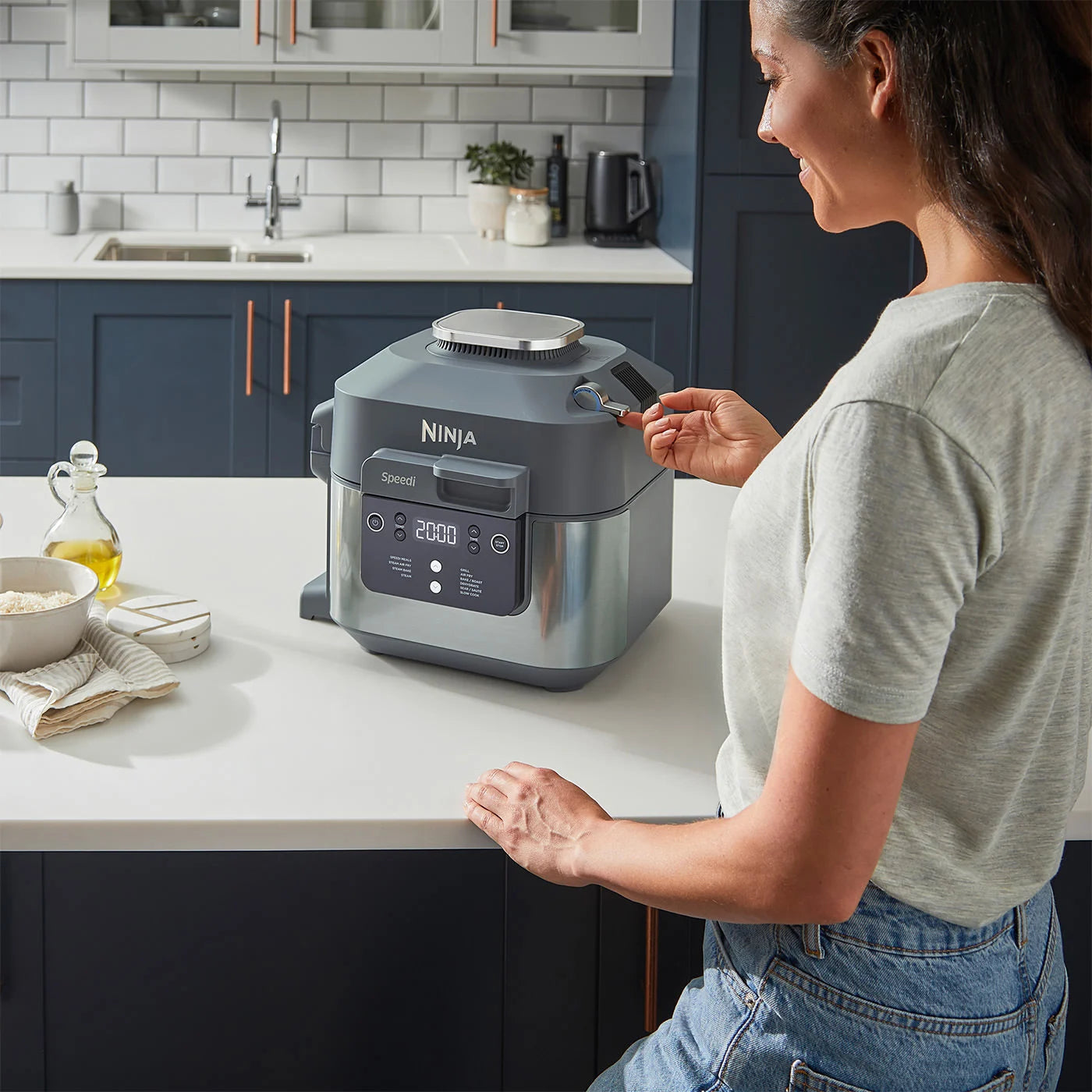Ninja Speedi 10-in-1 Rapid Cooker & Air Fryer 5.7L Grey ON400ME