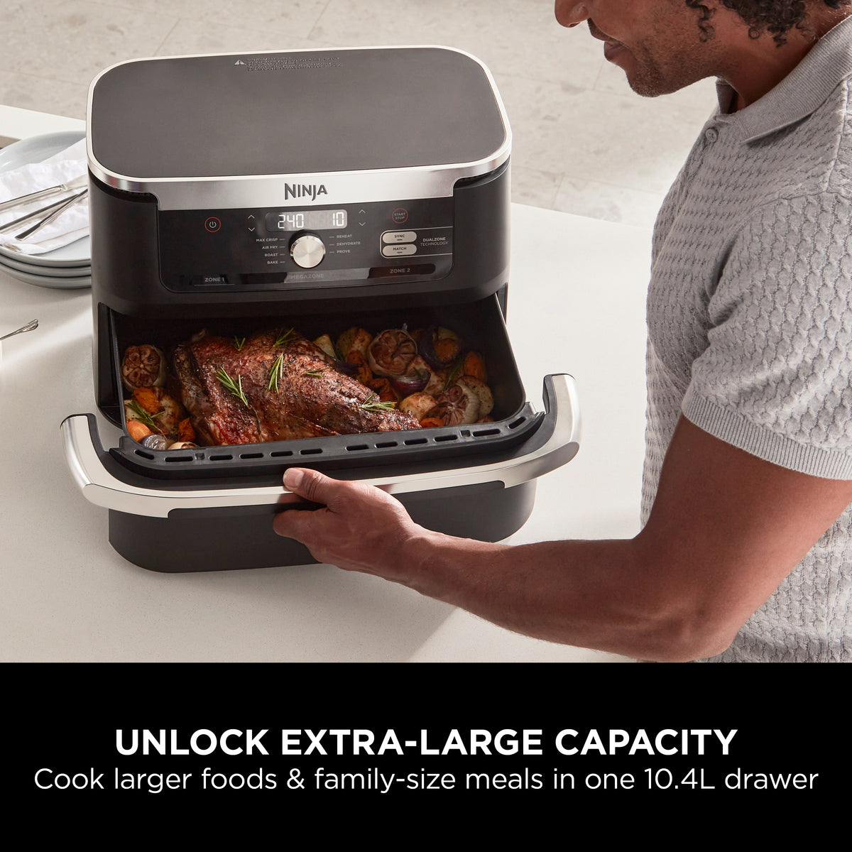 Ninja Foodi FlexDrawer MegaZone 7-in-1 Air Fryer 10.4L Black AF500ME